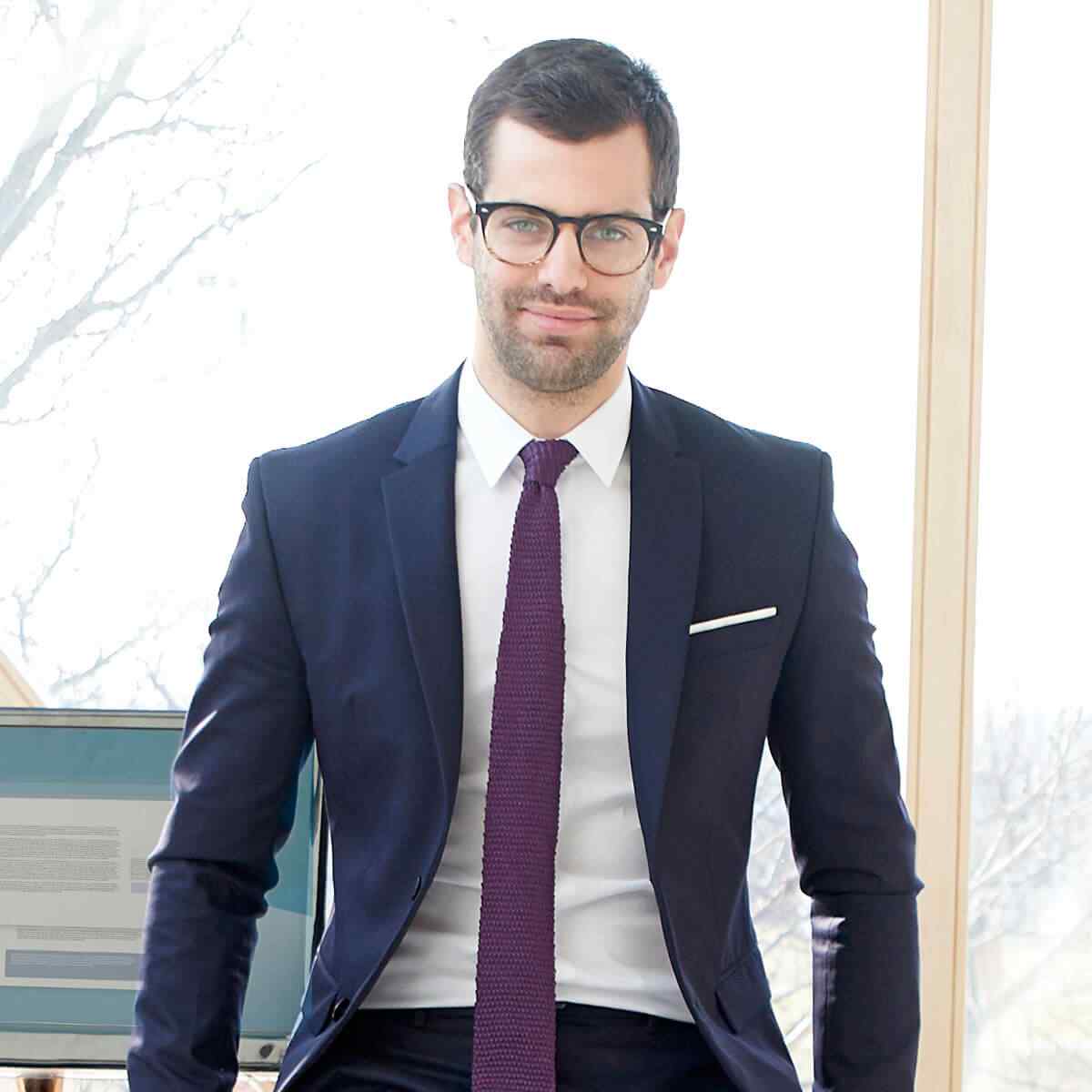 https://haltonlaw.co.uk/wp-content/uploads/2019/04/img-people-02.jpg